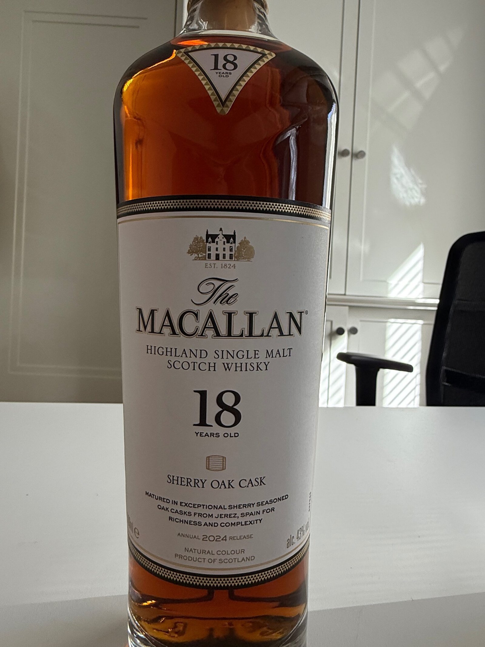 Gallery image for Macallan - Macallan 18 YO Sherry Oak Cask