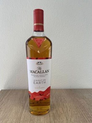 Photo of whisky bottle in tidy location